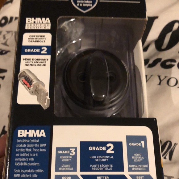 Weiser deadbolt - Picture 3 of 4